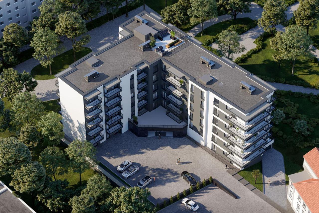 Apartamenty Park City Ostrow Wielkopolski Bagian luar foto