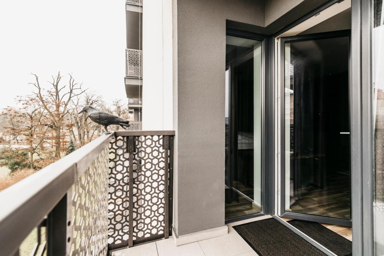 Apartamenty Park City Ostrow Wielkopolski Bagian luar foto