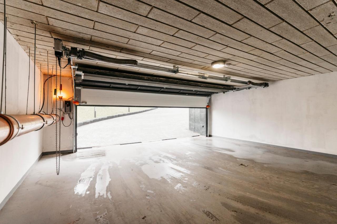 Apartamenty Park City Ostrow Wielkopolski Bagian luar foto