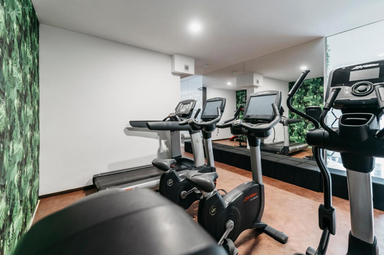 Apartamenty Park City Ostrow Wielkopolski Bagian luar foto