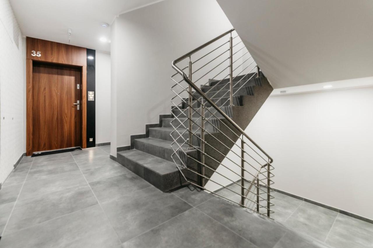Apartamenty Park City Ostrow Wielkopolski Bagian luar foto