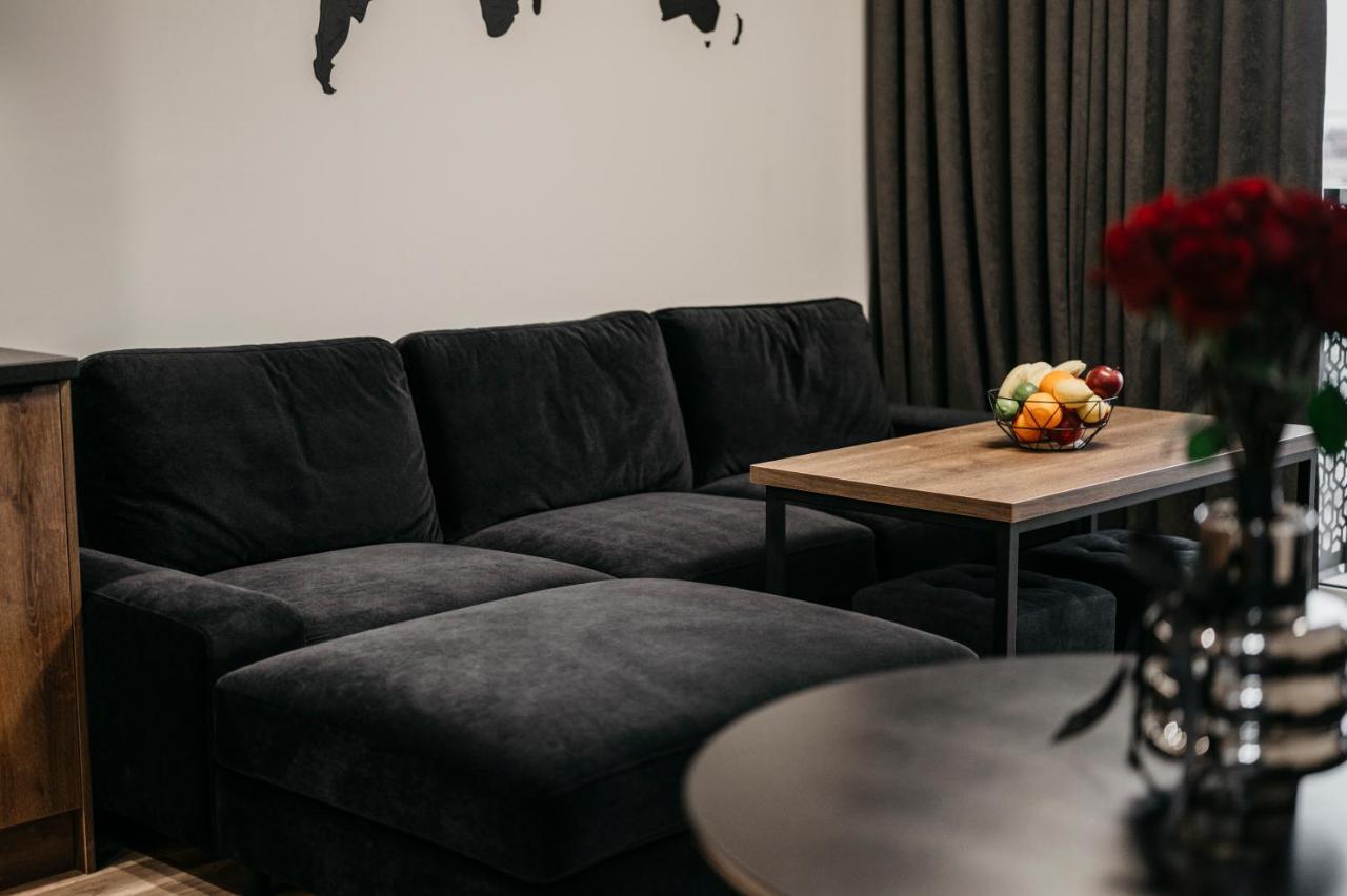Apartamenty Park City Ostrow Wielkopolski Bagian luar foto