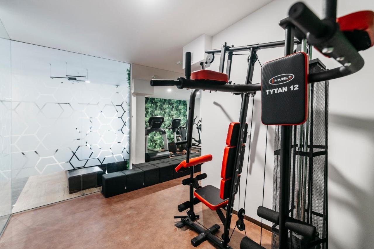 Apartamenty Park City Ostrow Wielkopolski Bagian luar foto